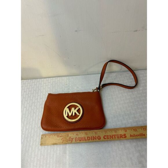 MK Michael Kors zipper wristlet wallet orange 7"x4.5" - Picture 3 of 5